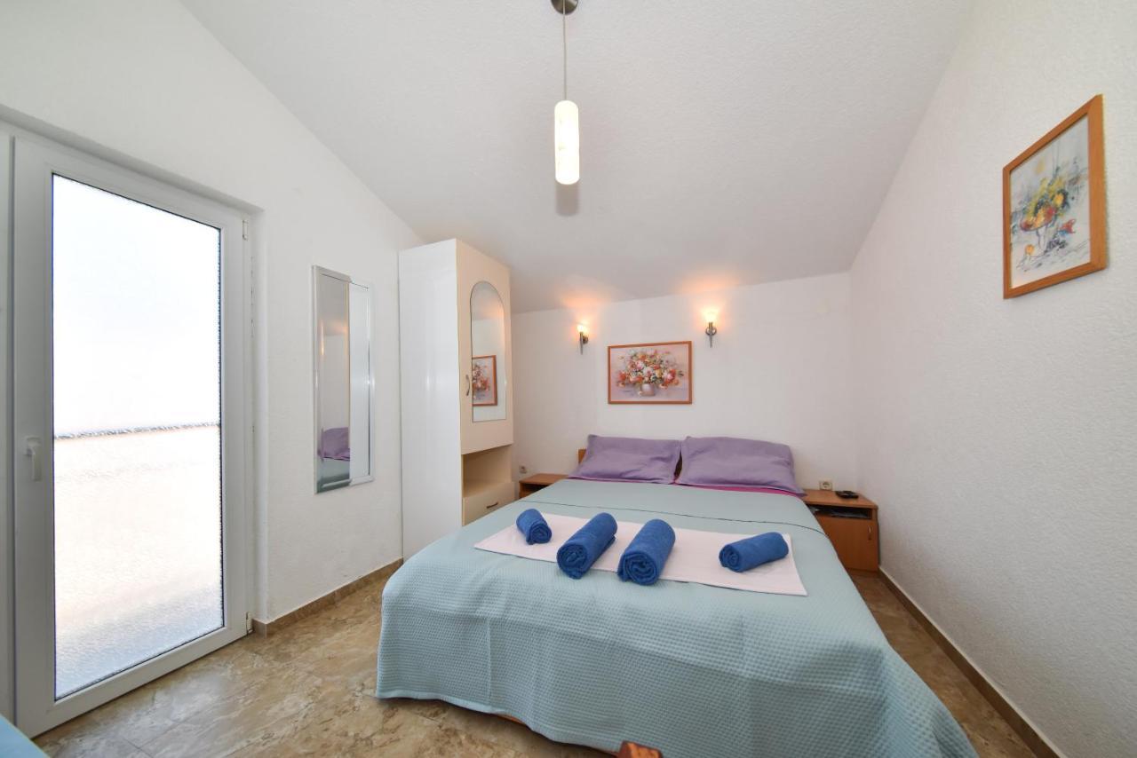 Apartments Zrakic Затон Екстер'єр фото