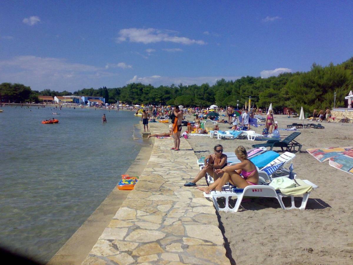 Apartments Zrakic Затон Екстер'єр фото